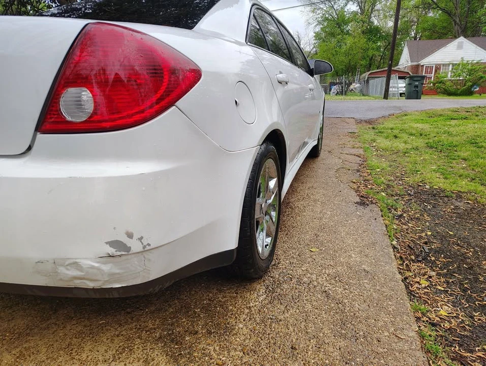 2009 Pontiac G6 - Image 3 of 6