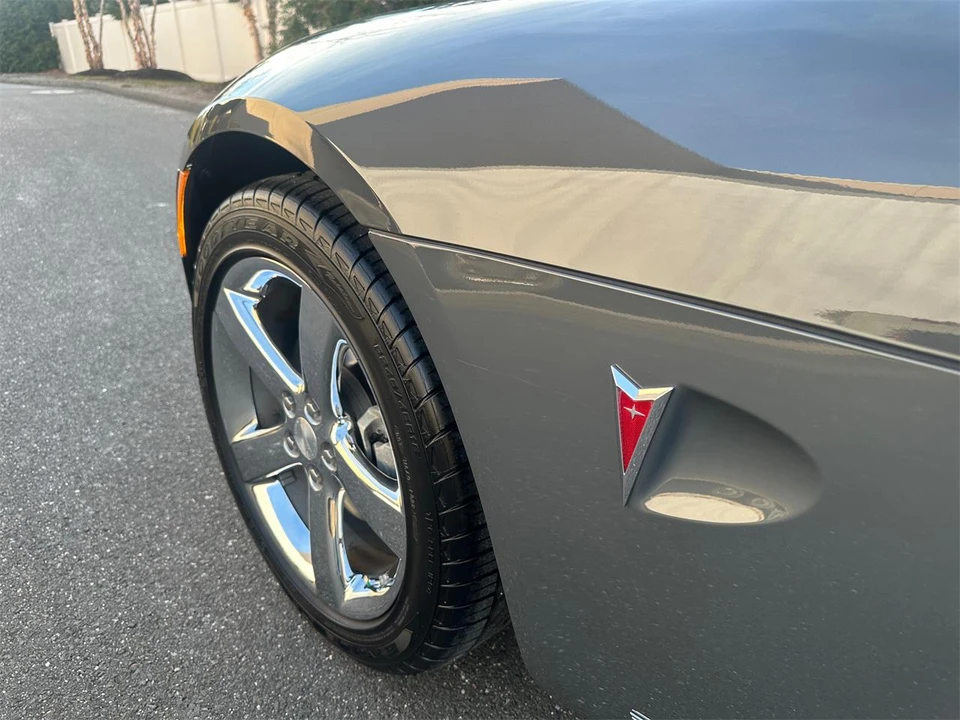 2009 Pontiac Solstice - Image 19 of 31