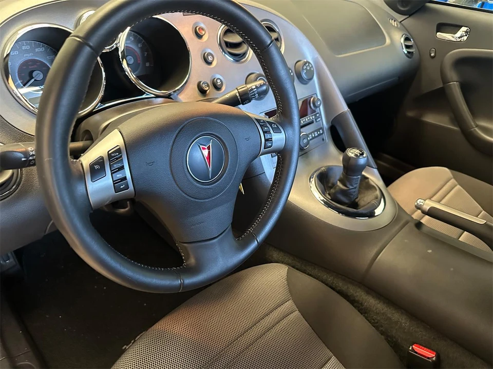 2009 Pontiac Solstice - Image 20 of 31