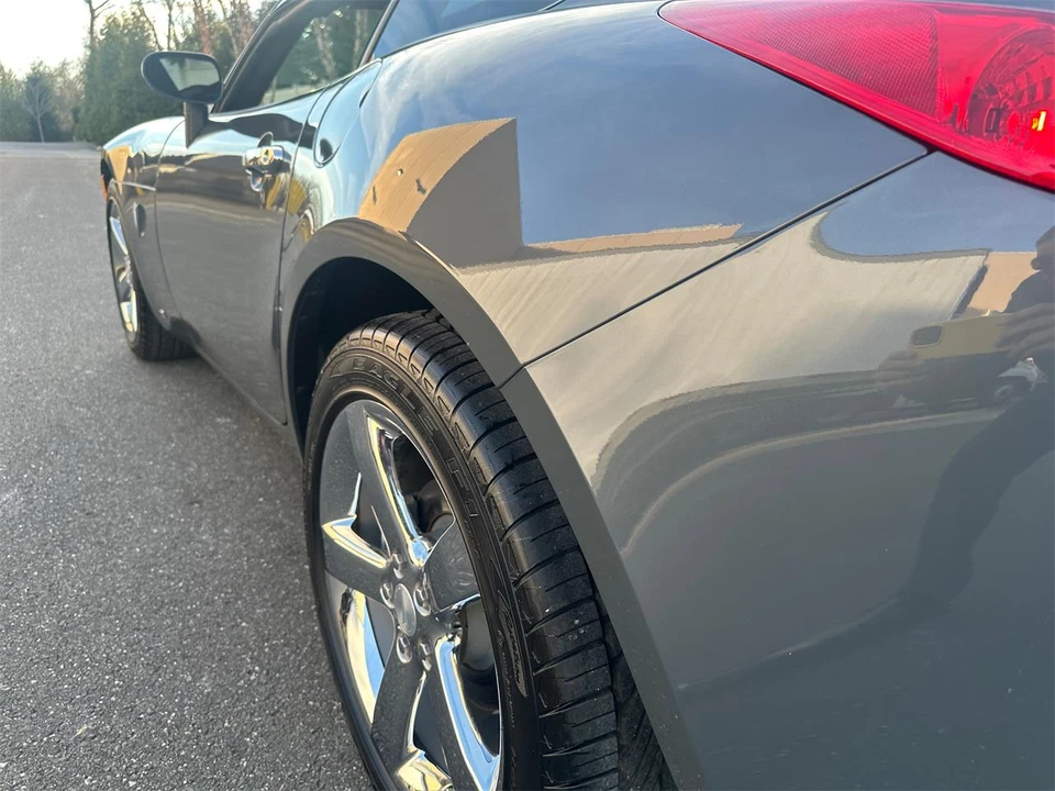 2009 Pontiac Solstice - Image 18 of 31