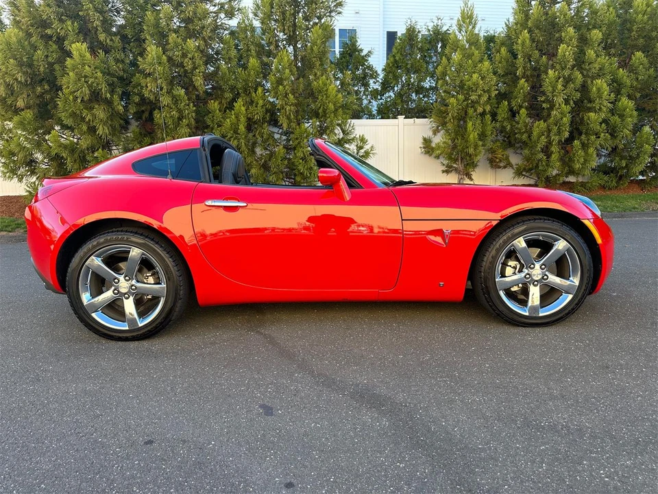 2009 Pontiac Solstice - Image 4 of 31