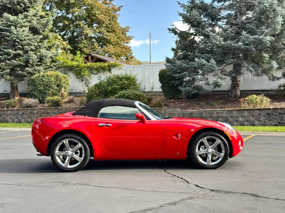 2009 Pontiac Solstice - Image 25 of 29