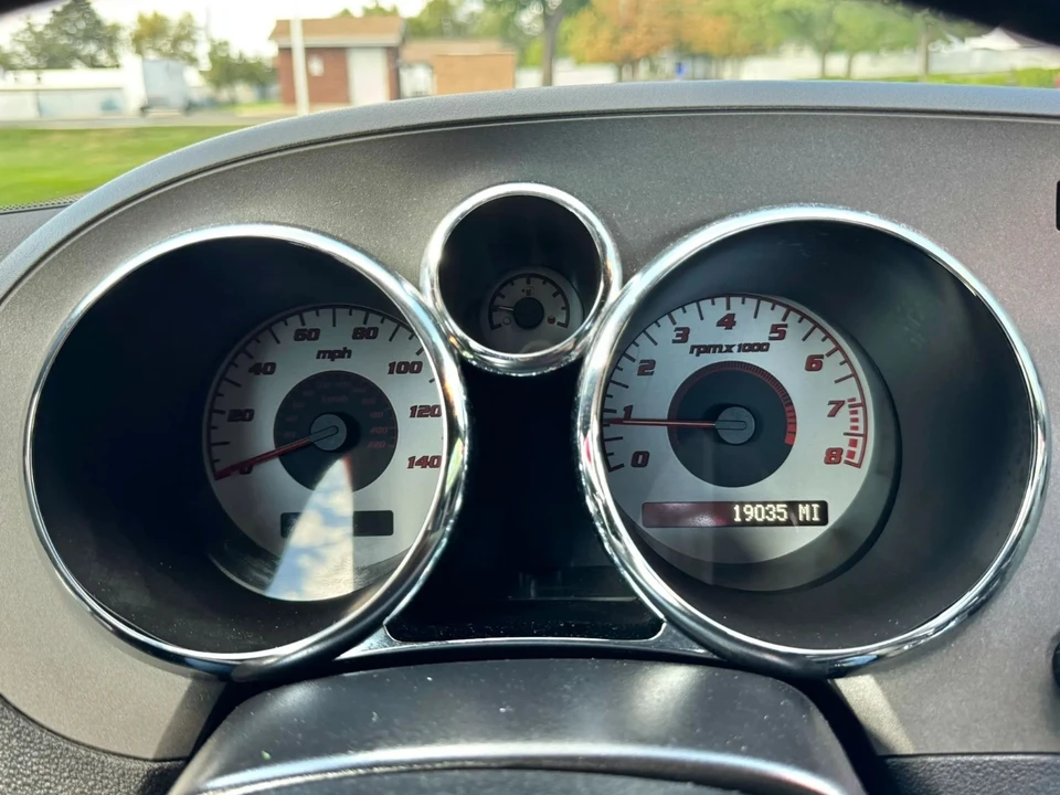 2009 Pontiac Solstice - Image 7 of 29