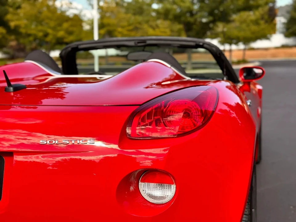 2009 Pontiac Solstice - Image 20 of 29