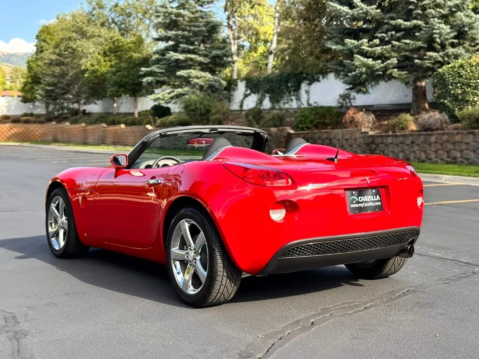 2009 Pontiac Solstice - Image 3 of 29