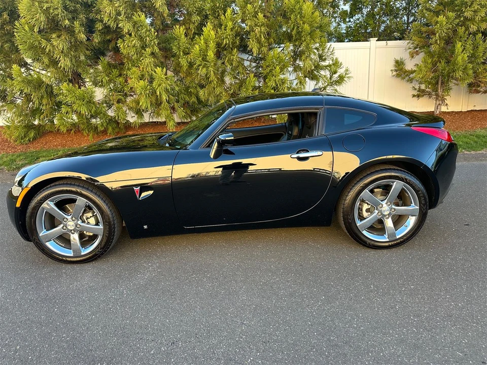 2009 Pontiac Solstice - Image 9 of 31