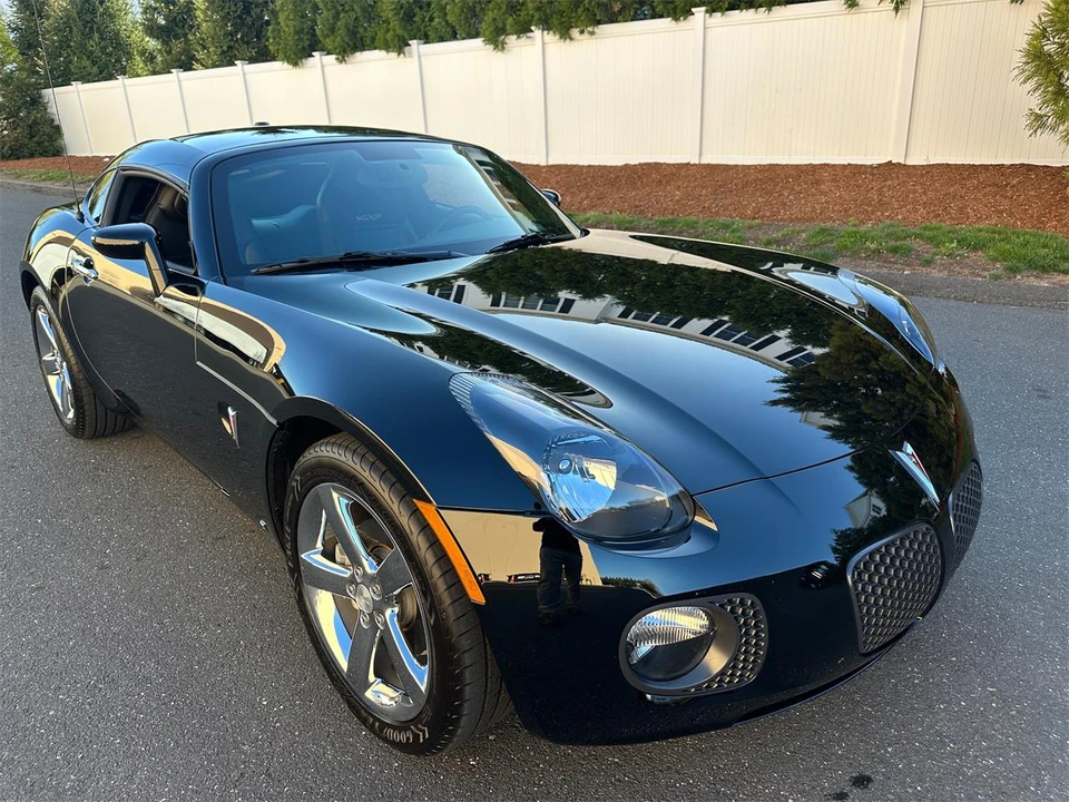 2009 Pontiac Solstice - Image 3 of 31