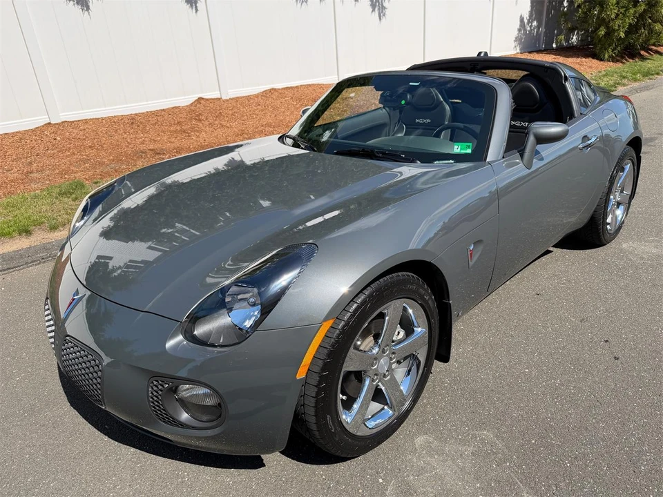 2009 Pontiac Solstice - Image 3 of 31