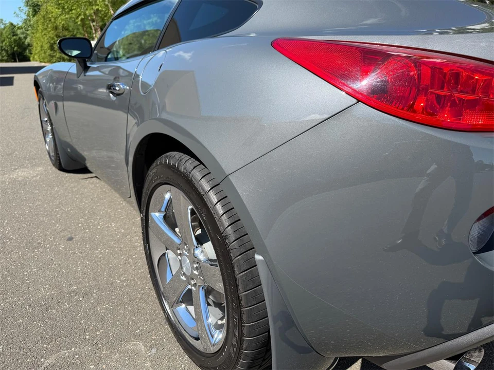 2009 Pontiac Solstice - Image 14 of 31