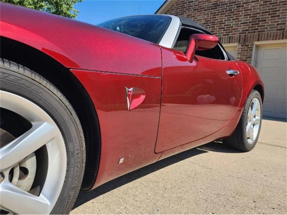 2009 Pontiac Solstice - Image 18 of 22