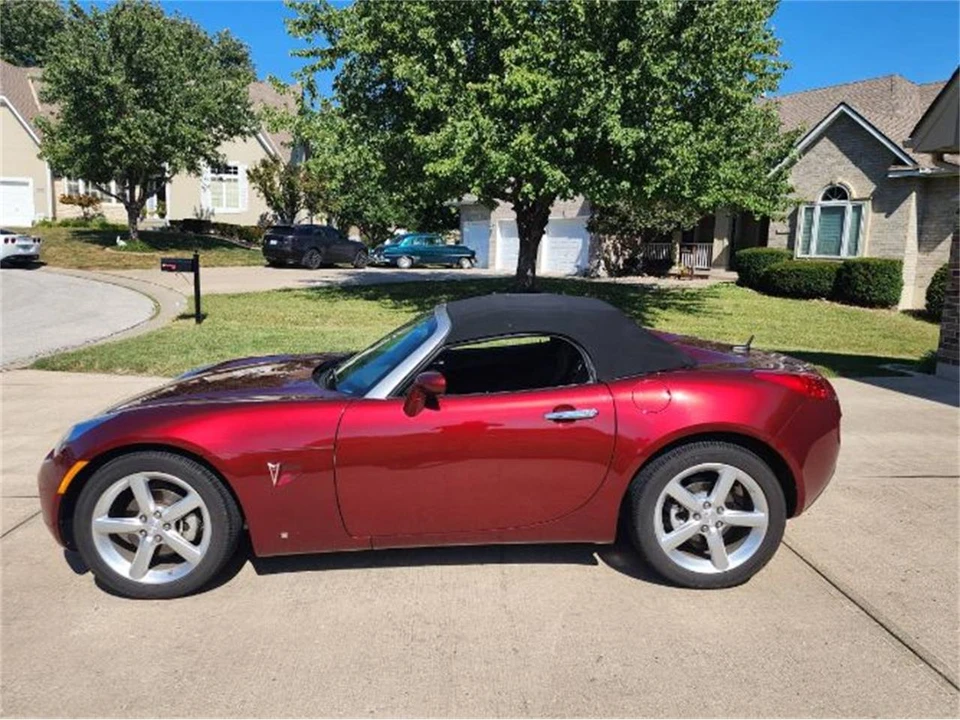 2009 Pontiac Solstice - Image 21 of 22