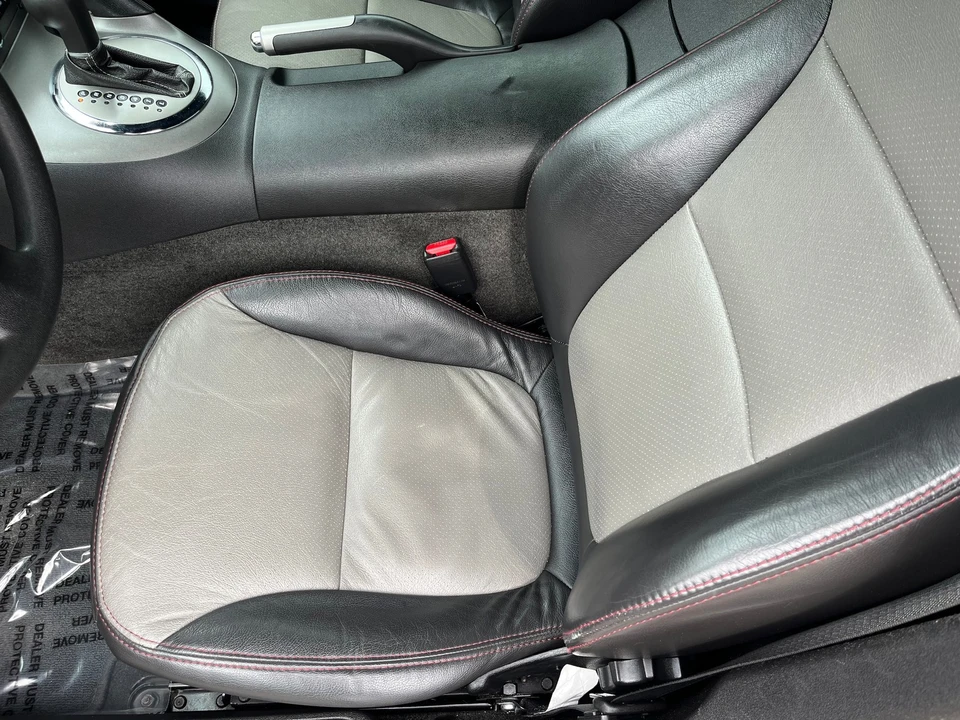 2009 Pontiac Solstice - Image 29 of 31