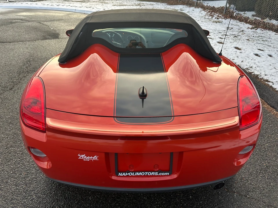 2009 Pontiac Solstice - Image 9 of 31