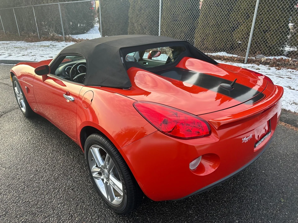 2009 Pontiac Solstice - Image 4 of 31