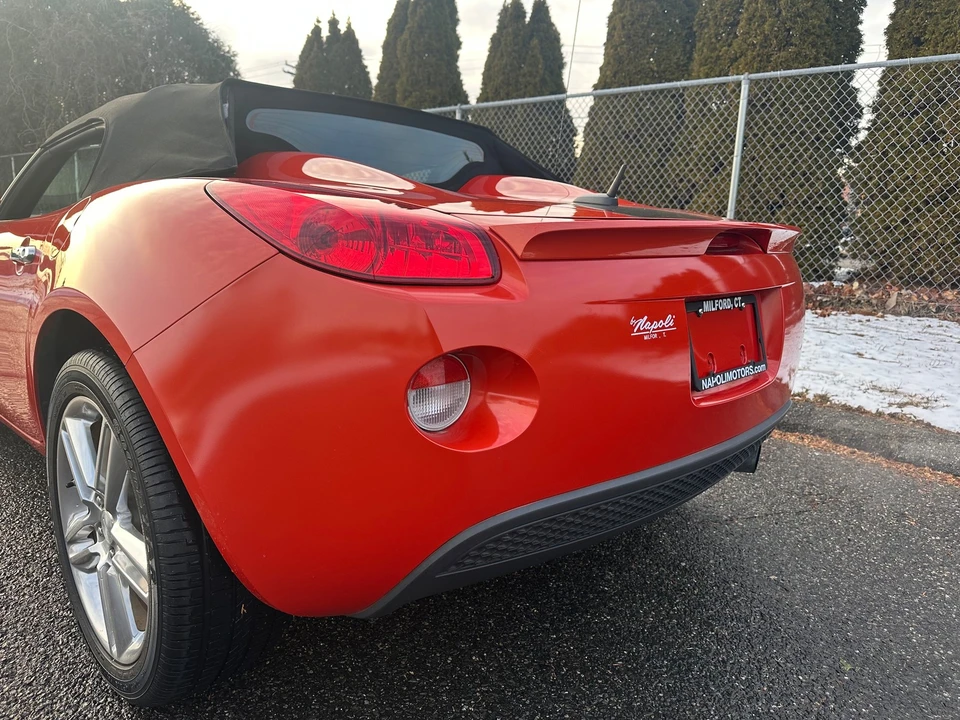 2009 Pontiac Solstice - Image 15 of 31