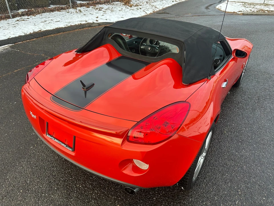 2009 Pontiac Solstice - Image 8 of 31