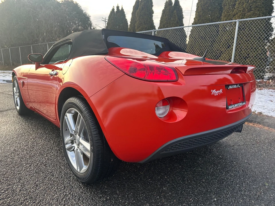 2009 Pontiac Solstice - Image 11 of 31