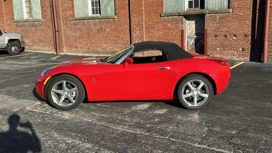 2009 Pontiac Solstice - Image 5 of 12