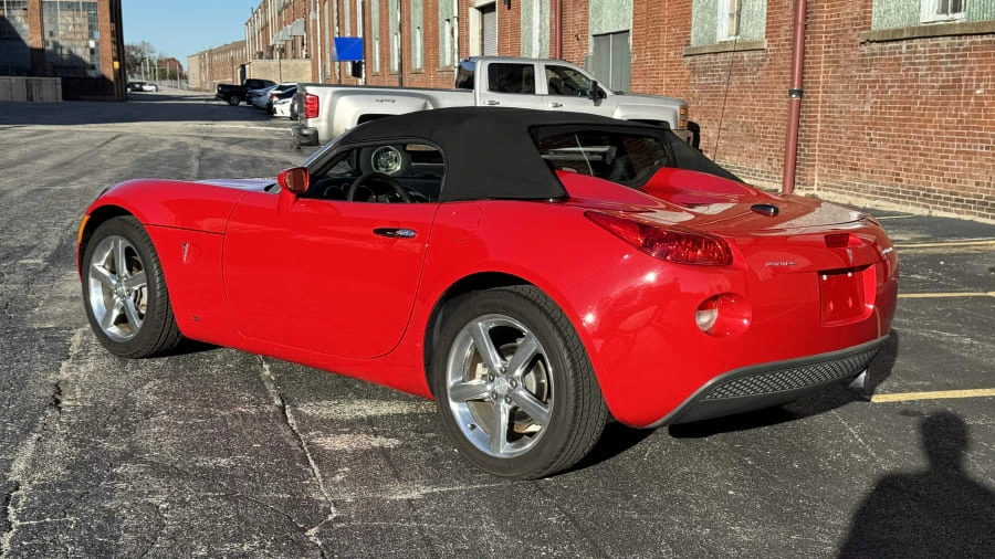 2009 Pontiac Solstice - Image 6 of 12
