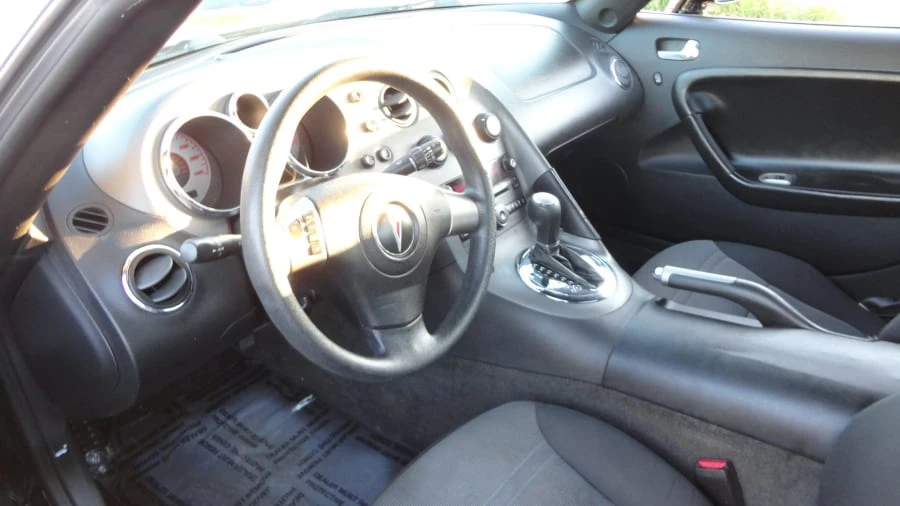 2009 Pontiac Solstice - Image 4 of 10