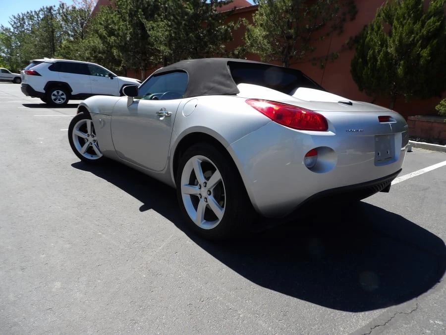 2009 Pontiac Solstice - Image 6 of 10