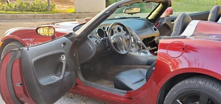 2009 Pontiac Solstice - Image 3 of 15