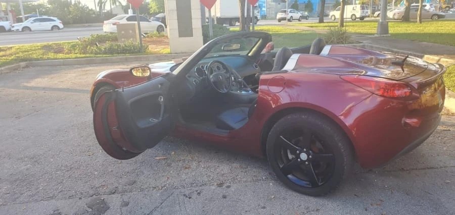 2009 Pontiac Solstice - Image 7 of 15