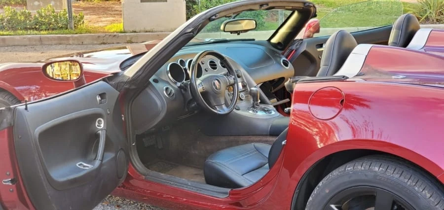2009 Pontiac Solstice - Image 4 of 15