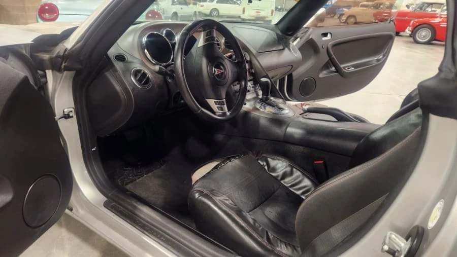 2009 Pontiac Solstice - Image 4 of 5