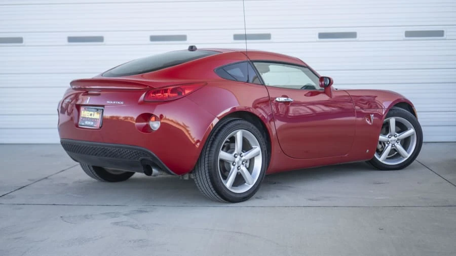 2009 Pontiac Solstice - Image 2 of 12