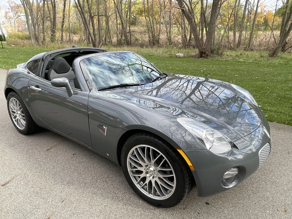 2009 Pontiac Solstice - Image 20 of 31