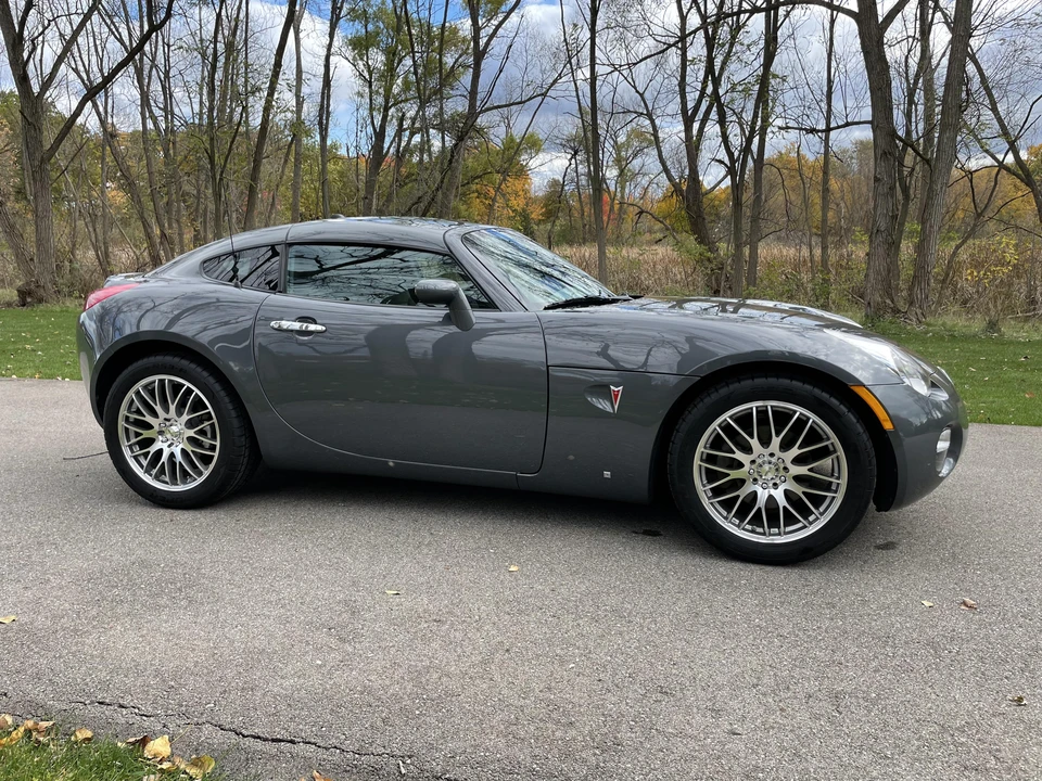 2009 Pontiac Solstice - Image 19 of 31