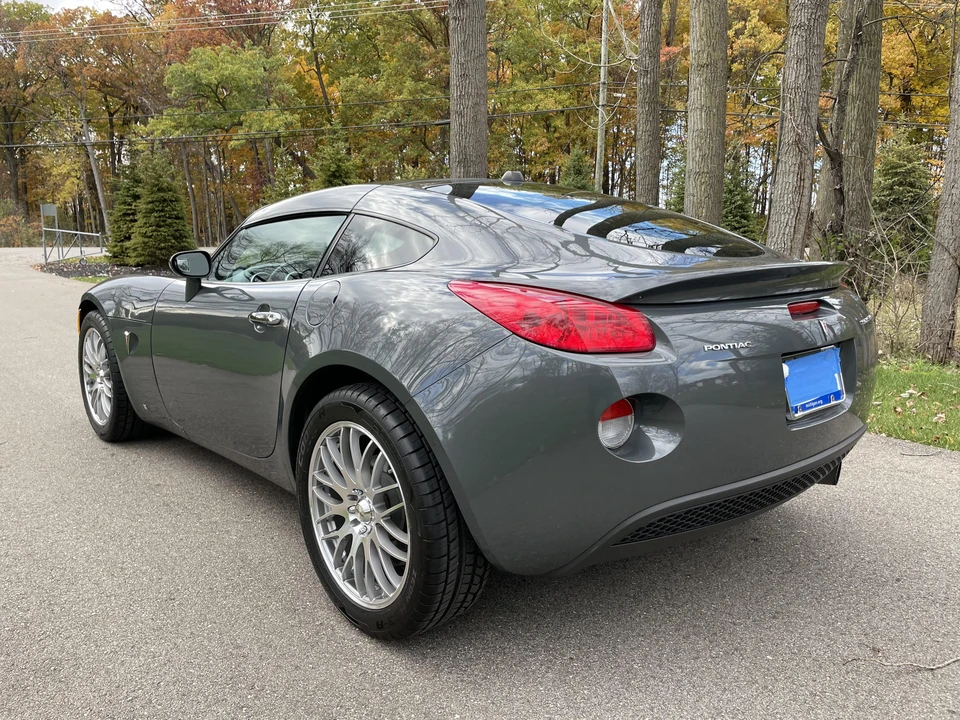 2009 Pontiac Solstice - Image 11 of 31