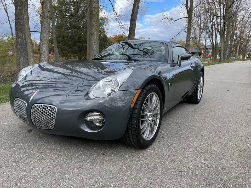 2009 Pontiac Solstice - Image 7 of 31
