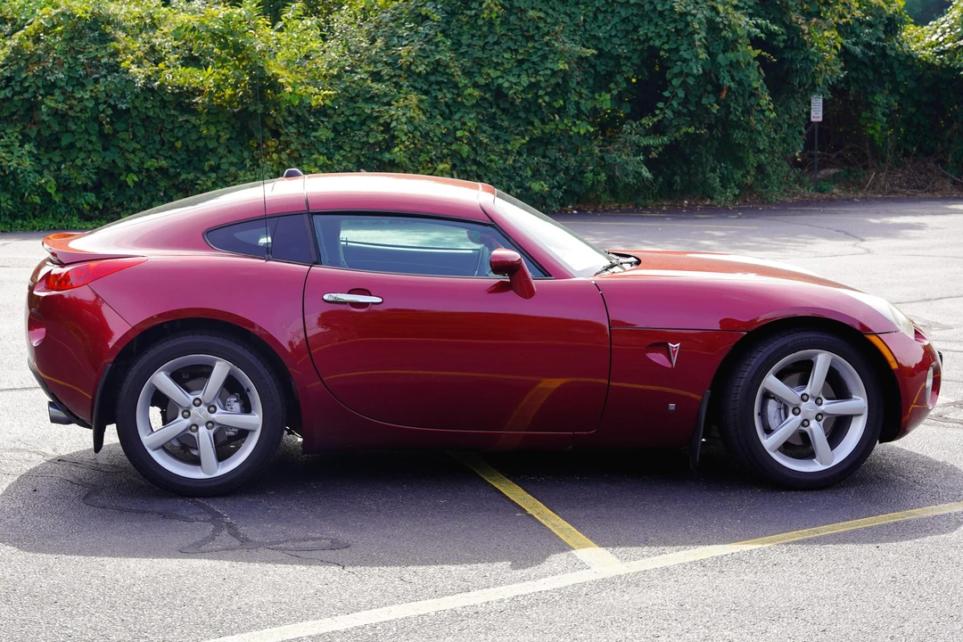 2009 Pontiac Solstice - Image 3 of 31