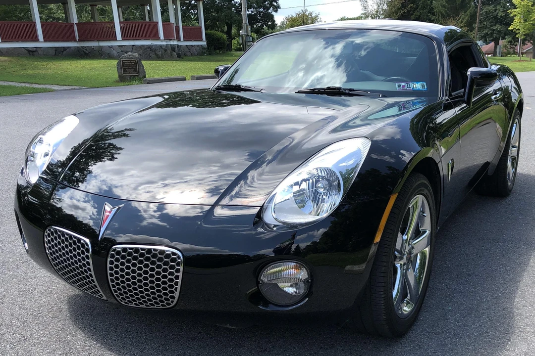 2009 Pontiac Solstice - Image 3 of 31