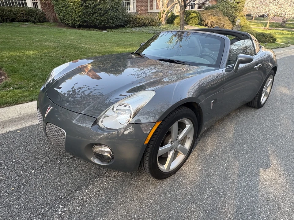 2009 Pontiac Solstice - Image 8 of 31