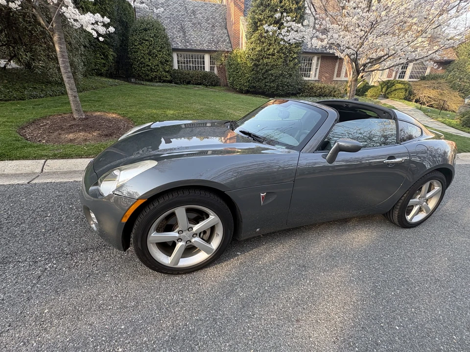 2009 Pontiac Solstice - Image 9 of 31