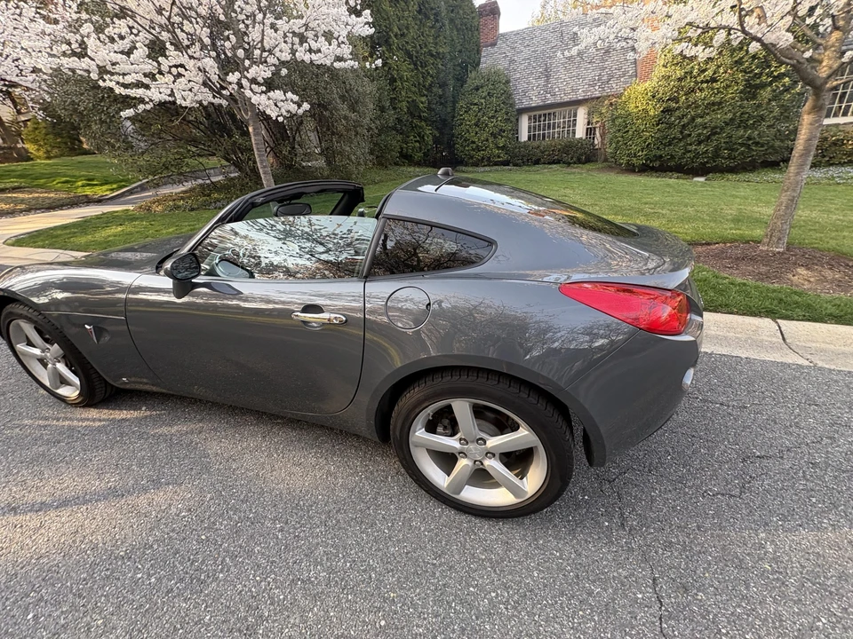 2009 Pontiac Solstice - Image 14 of 31