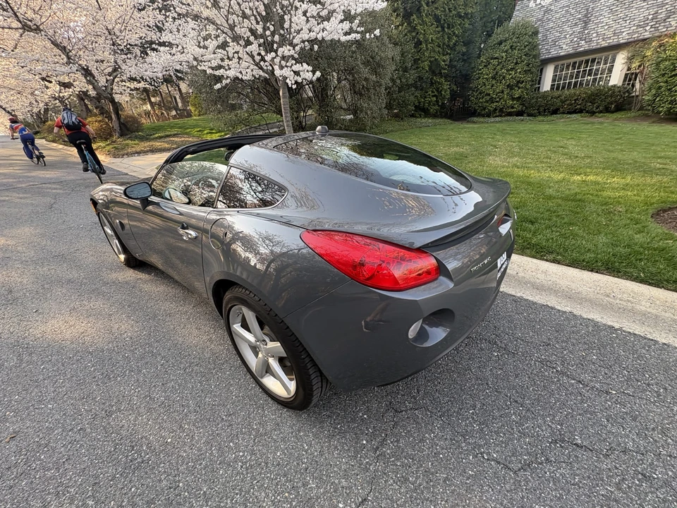 2009 Pontiac Solstice - Image 17 of 31