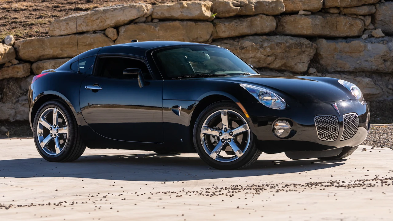 2009 Pontiac Solstice - Image 12 of 21