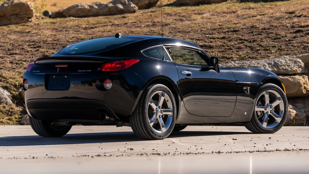 2009 Pontiac Solstice - Image 13 of 21