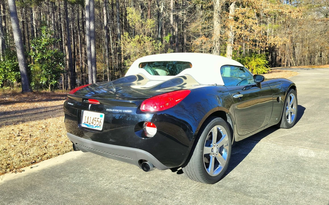 2009 Pontiac Solstice GXP - Image 7 of 31