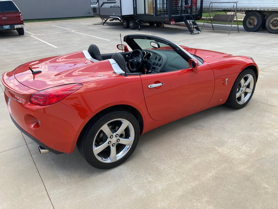 2009 Pontiac Solstice GXP - Image 7 of 31