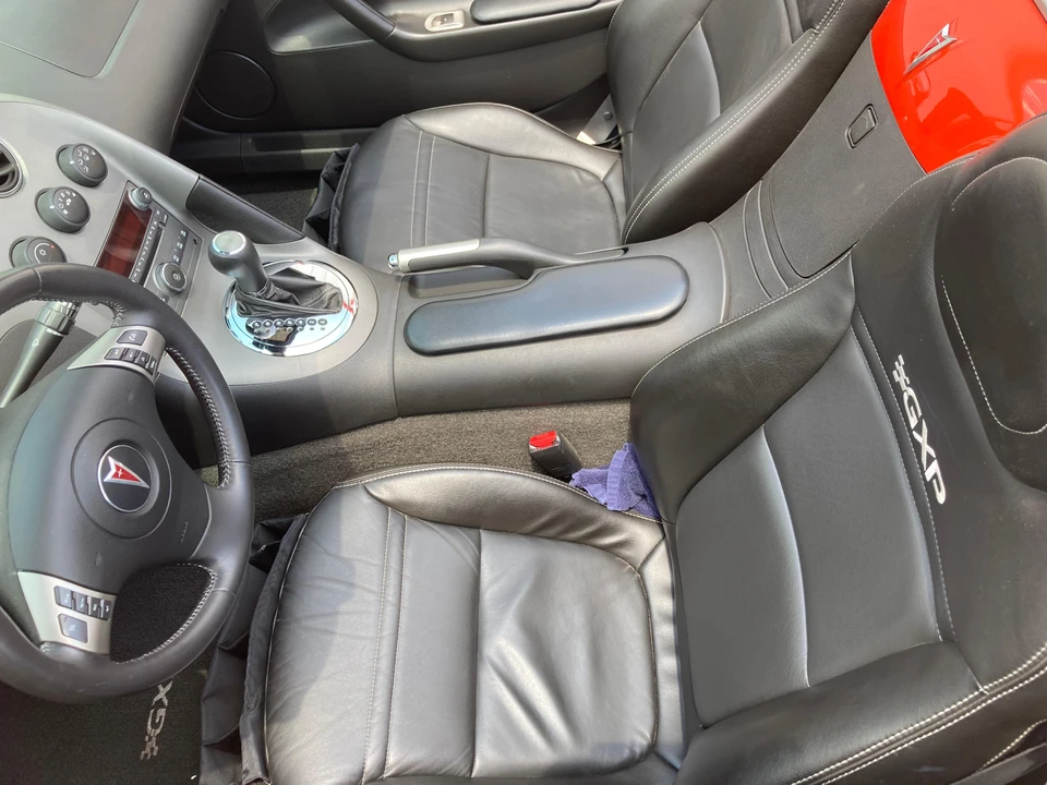 2009 Pontiac Solstice GXP - Image 29 of 31
