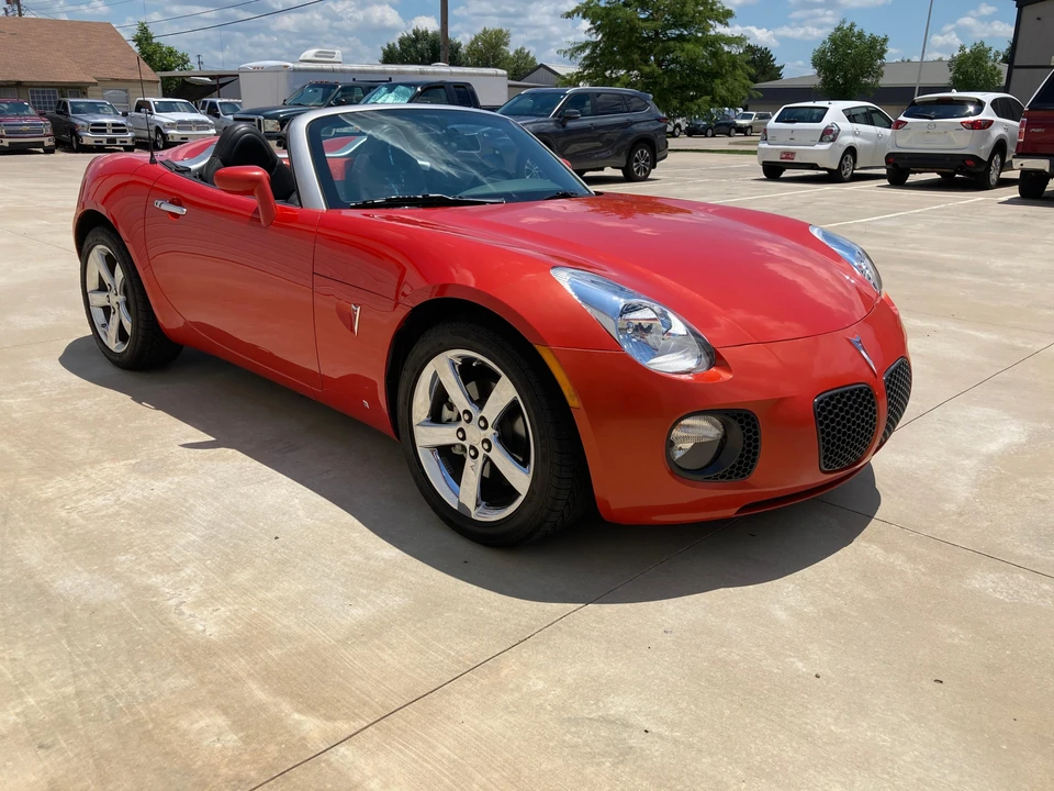 2009 Pontiac Solstice GXP - Image 8 of 31