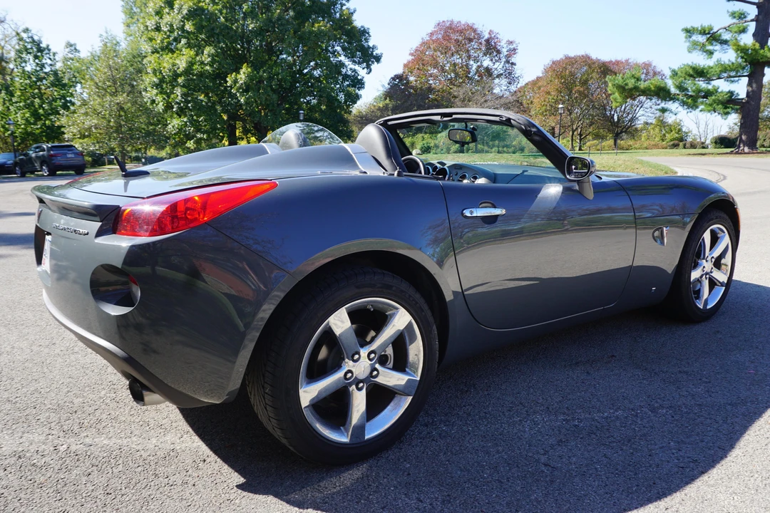 2009 Pontiac Solstice GXP - Image 4 of 30