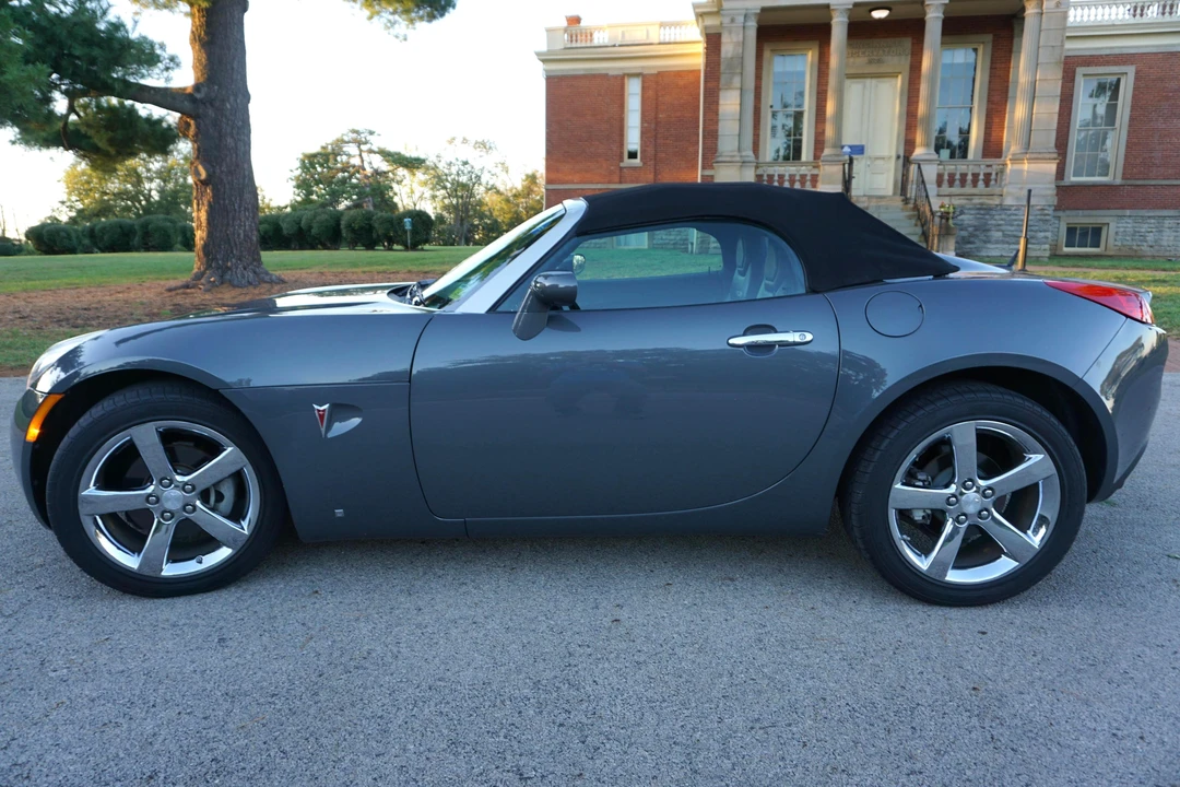 2009 Pontiac Solstice GXP - Image 3 of 30