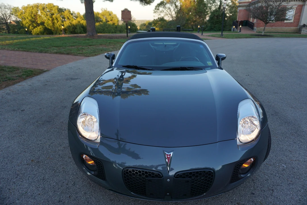 2009 Pontiac Solstice GXP - Image 14 of 30