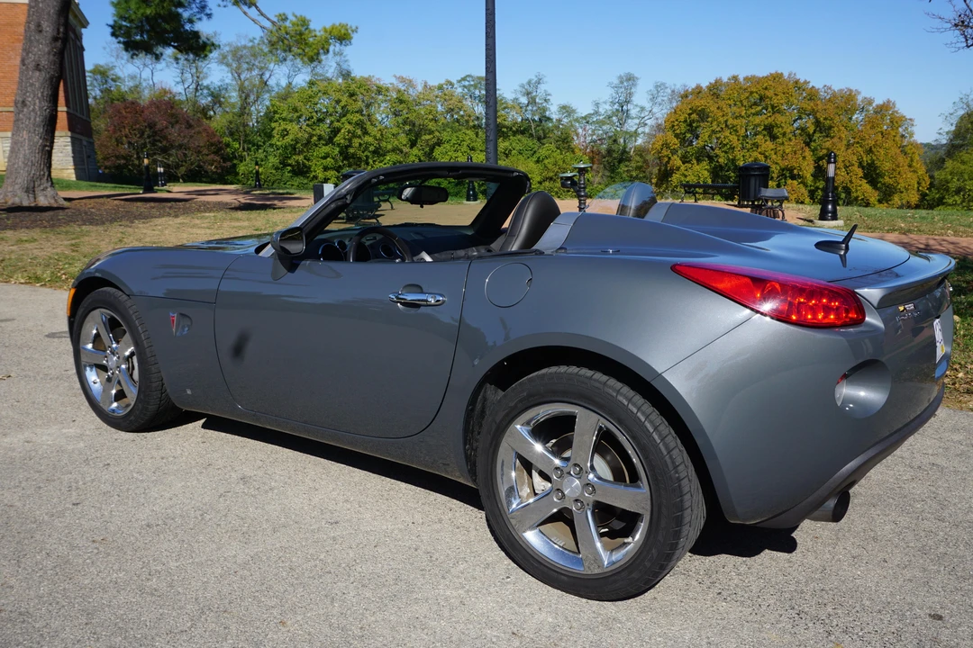 2009 Pontiac Solstice GXP - Image 10 of 30